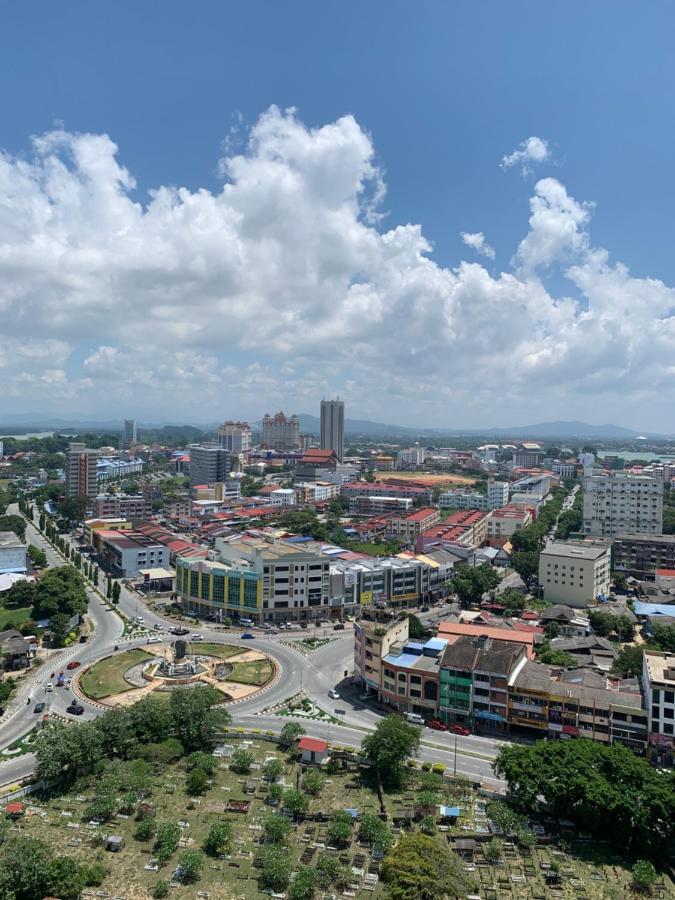Dnaura Homestay Batu Buruk Terengganu Kuala Terengganu Exterior foto